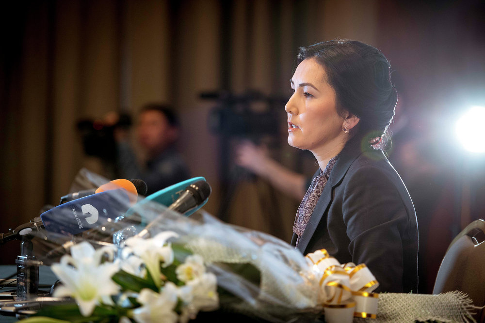 Атамбаев: верил в Салянову, но ошибся в ней
