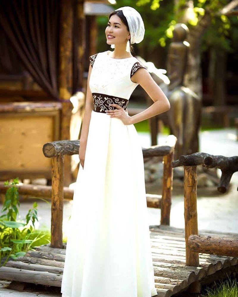 18-летняя кыргызстанка Перизат Расулбек кызы представит страну на всемирном конкурсе красавиц Мисс Мира — 2016