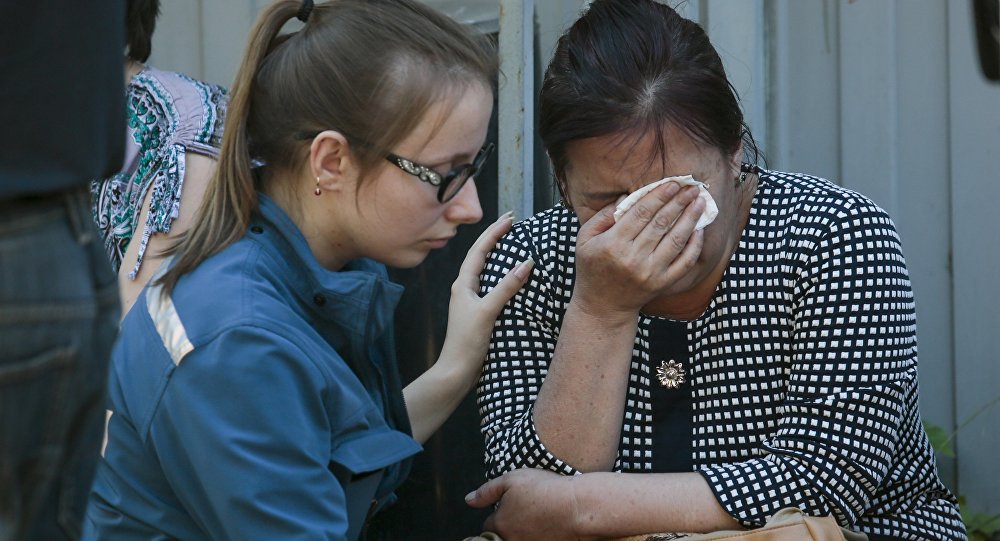 Пожар на складе типографии в Москве унес жизни 17 женщин, 14 из них были гражданками КР. Еще трое пострадавших находятся в больнице в тяжелом состоянии. В Бишкеке и Москве прошли акции памяти. Президент Алмазбек Атамбаев подписал указ об объявлении 29 августа днем траура