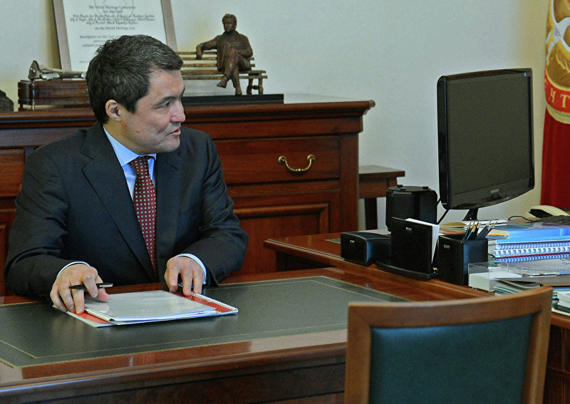 Архивное фото генерального директора ОсОО Газпром Кыргызстан Болота Абилдаева