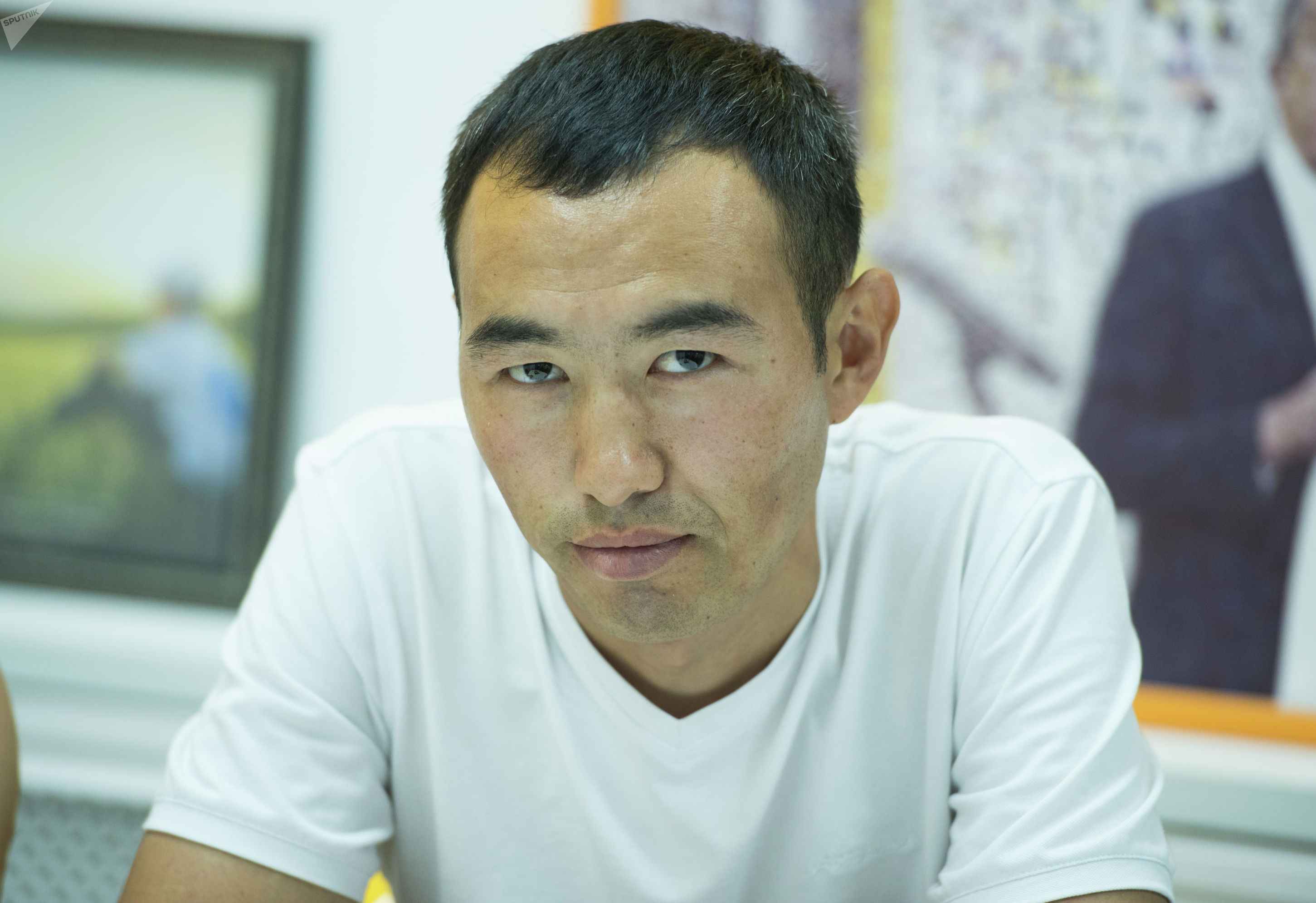 33-летний Мирбек Исаков, которому обещали работу за границей в агентстве Амасса