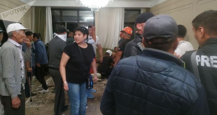  Последствия попытки штурма дома Алмазбека Атамбаева в селе Кой-Таш
