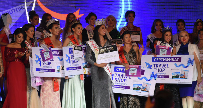 В конкурсе красоты Мисс Кыргызстан — 2019 победила 17-летняя Ширин Мусанкары кызы