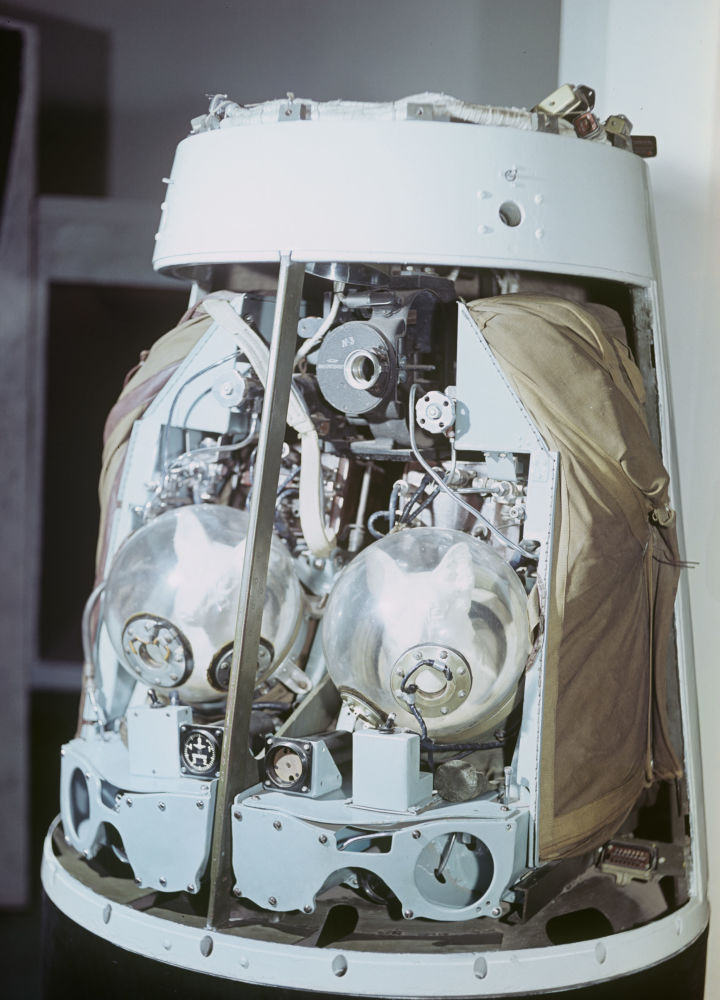 Спутник 5 собаки. Спутник-5 космический аппарат белка и стрелка. Космический корабль Спутник 5 белка и стрелка. Спутник 5 СССР. Спутник 5 1960.