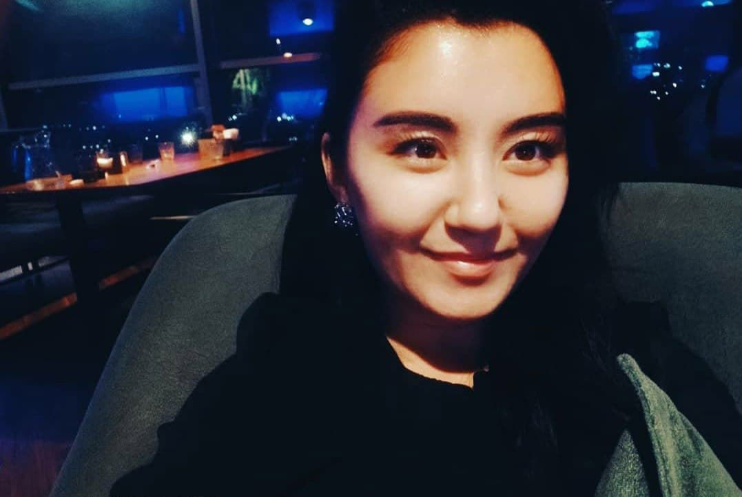 Преподаватель изобразительного искусства и техники Айтматовской средней школы №63 Венера Саитова. 27 лет Преподаватель изобразительного искусства и техники Айтматовской средней школы №63 Венера Саитова. 27 лет