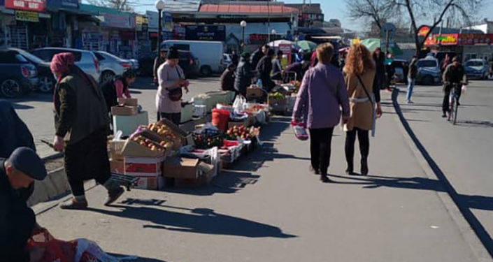 На Орто-Сайском рынке ликвидировано 40 стихийных точек торговли На Орто-Сайском рынке ликвидировано 40 стихийных точек торговли