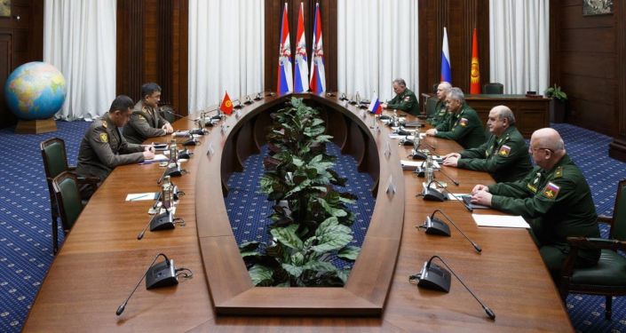 Встреча прошла в рамках визита президента Кыргызстана Садыра Жапарова в Россию