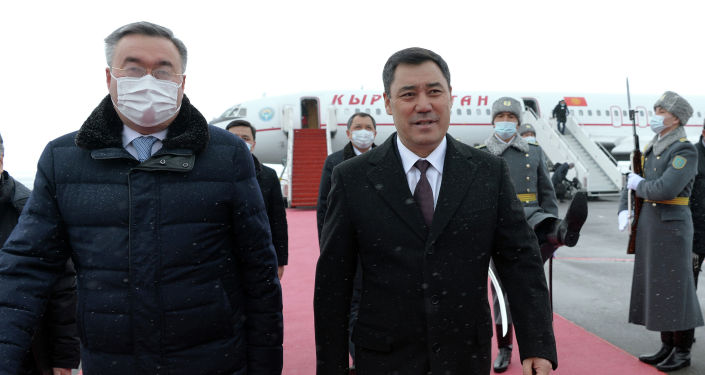 В рамках государственного визита Жапаров проведет переговоры с президентом Казахстана Касымом-Жомартом Токаевым и обсудит актуальные вопросы двустороннего и многостороннего сотрудничества, а также дальнейшие перспективы взаимодействия