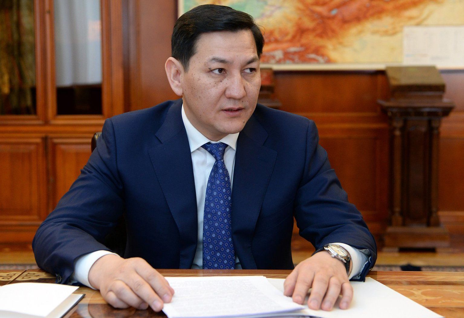 Бывший глава ГКНБ Абдиль Сегизбаев на приеме у президента КР. Архивное фото