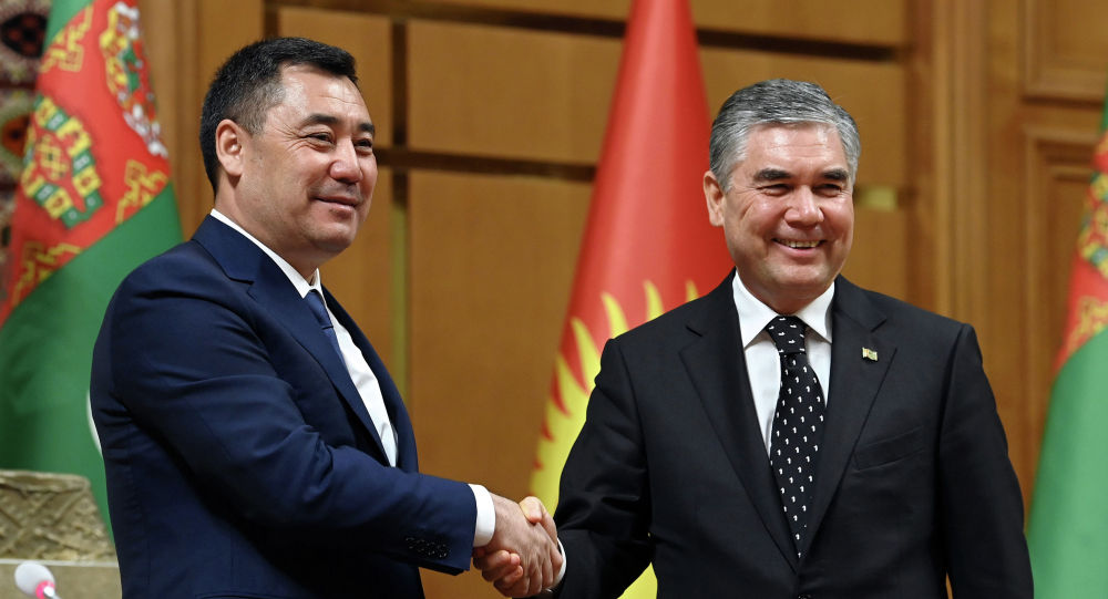 Энергетика, отель, фонд развития: о чем договорились власти КР и Туркменистана