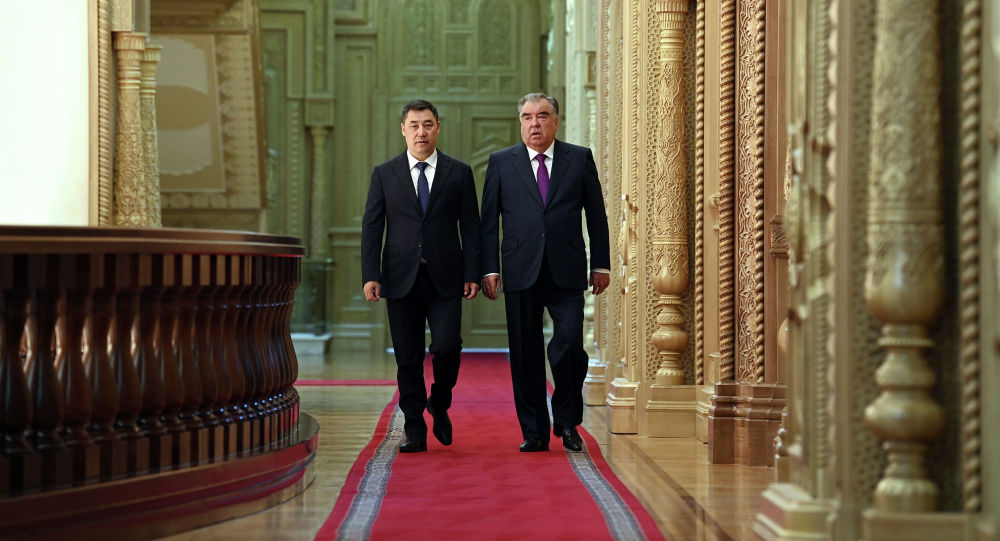 Садыр Жапаров пригласил Эмомали Рахмона в Кыргызстан