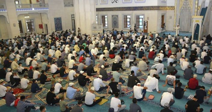 Проведение праздничного айт намаза в Республиканскую мечеть имени имама Аль-Сарахси