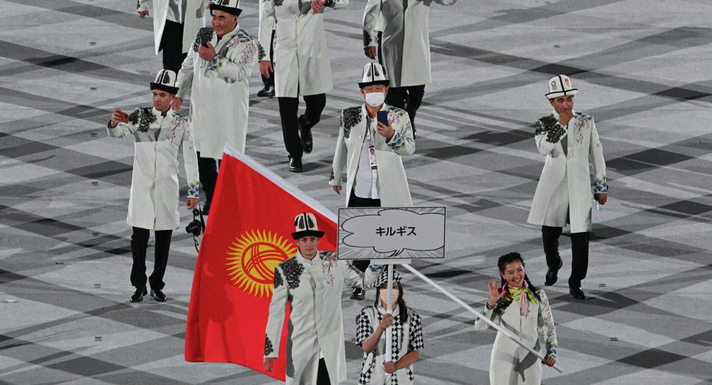 Токио Олимпиадасы расмий ачылды. Кыргызстан 56-болуп параддан өттү. Сүрөт