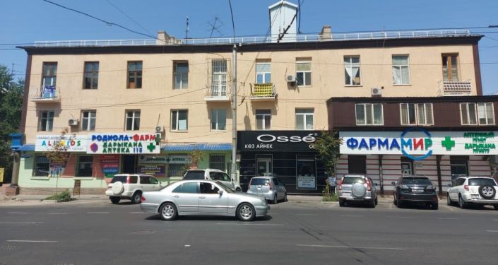  Фасад многоквартирного жилого дома по улице Киевской в Бишкеке отремонтирован