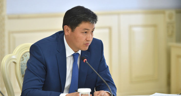 Председатель Кабинета Министров Кыргызстана Улукбек Марипов во время совещания с членами кабмина по актуальным социально-экономическим вопросам. 06 сентября 2021 года