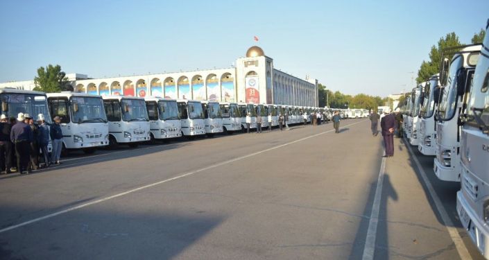 210 автобусов с газомоторными двигателями, не вредящих экологии привезли в Бишкек. 11 сентября 2021 года 210 автобусов с газомоторными двигателями, не вредящих экологии привезли в Бишкек. 11 сентября 2021 года