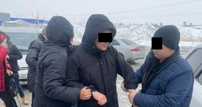 Задержание заместителя начальника Службы криминальной милиции Октябрьского РУВД в Бишкеке. 09 ноября 2021 года