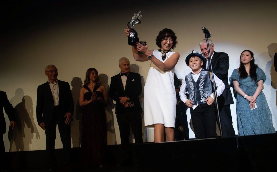 биография шейх чубак ажы. 1054635928. биография шейх чубак ажы фото. биография шейх чубак ажы-1054635928. картинка биография шейх чубак ажы. картинка 1054635928. Свой путь начал с преподавательской деятельности, обучая арабскому языку студентов Кыргызского национального университета в 1995-ом году. В то время он сам ещё учился в исламском университете имени хазрети Умара. Позже получил образование в университете Умм аль-Кура, в Мекке. биография шейх чубак ажы. 1054635928. биография шейх чубак ажы фото. биография шейх чубак ажы-1054635928. картинка биография шейх чубак ажы. картинка 1054635928. Свой путь начал с преподавательской деятельности, обучая арабскому языку студентов Кыргызского национального университета в 1995-ом году. В то время он сам ещё учился в исламском университете имени хазрети Умара. Позже получил образование в университете Умм аль-Кура, в Мекке.