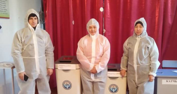 Голосование на выборах депутатов Жогорку Кенеша вне помещений участковых избиркомов Кыргызстана. 27 ноября 2021 года