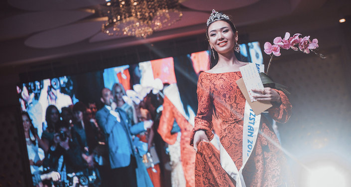 Финал конкурса красоты Красавица Кыргызстана-2015.