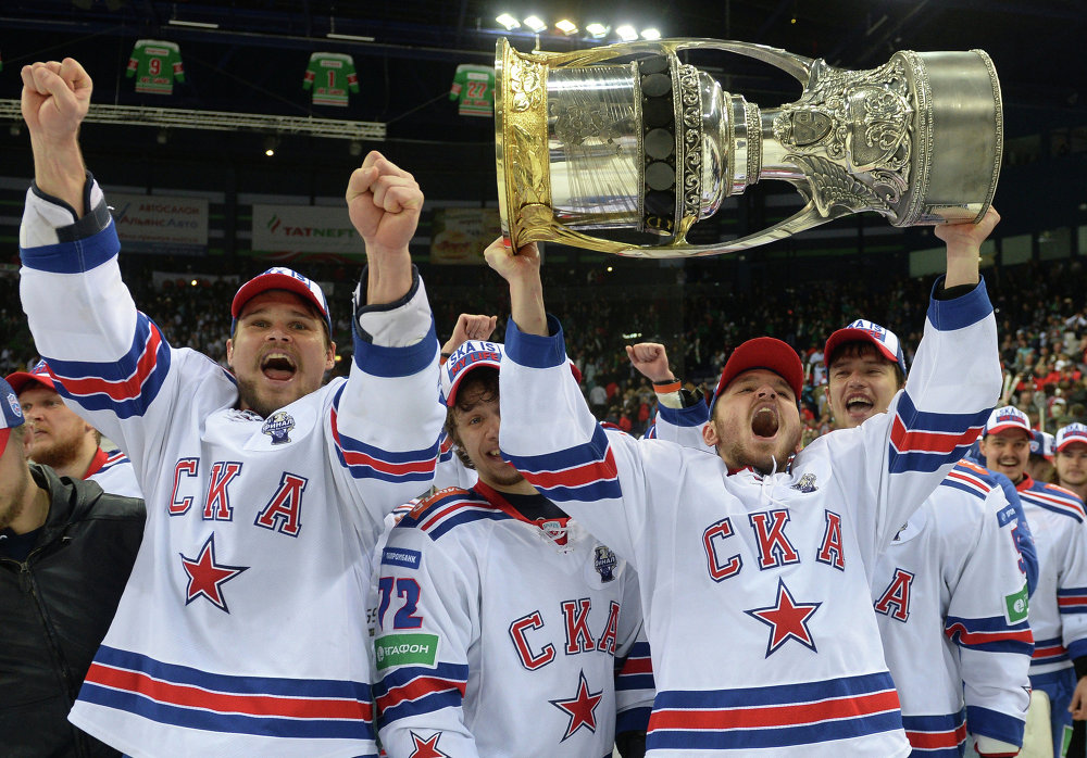 Имя хоккейной команды гагарина. КХЛ Кубок Гагарина 2015. Хк СКА чемпион. Чемпионы Кубка Гагарина.