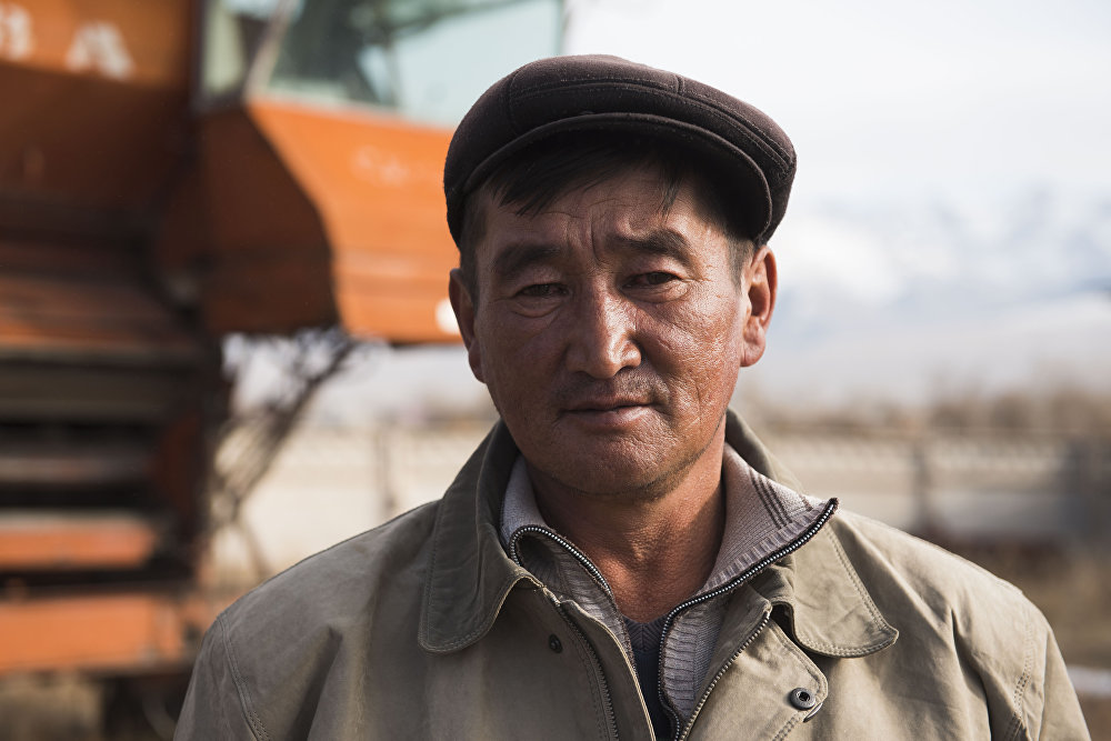 Самозанятый киргиз. Киргиз тиктокер. Красивые киргизы. Киргизия люди. Киргиз мужик.