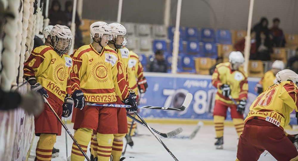 Кыргызстандын хоккейчилери катары менен үчүнчү жеңишке жетти