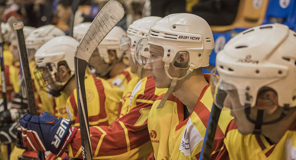 Кыргыз хоккейчилерин дүйнө чемпионатына РФ машыктыруучулары даярдап жатат