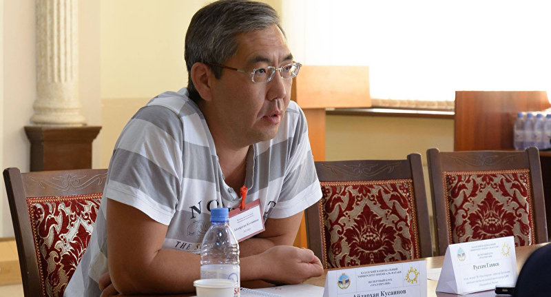 Казахстанский экономист, директор консалтинговой компании Айдархан Кусаинов