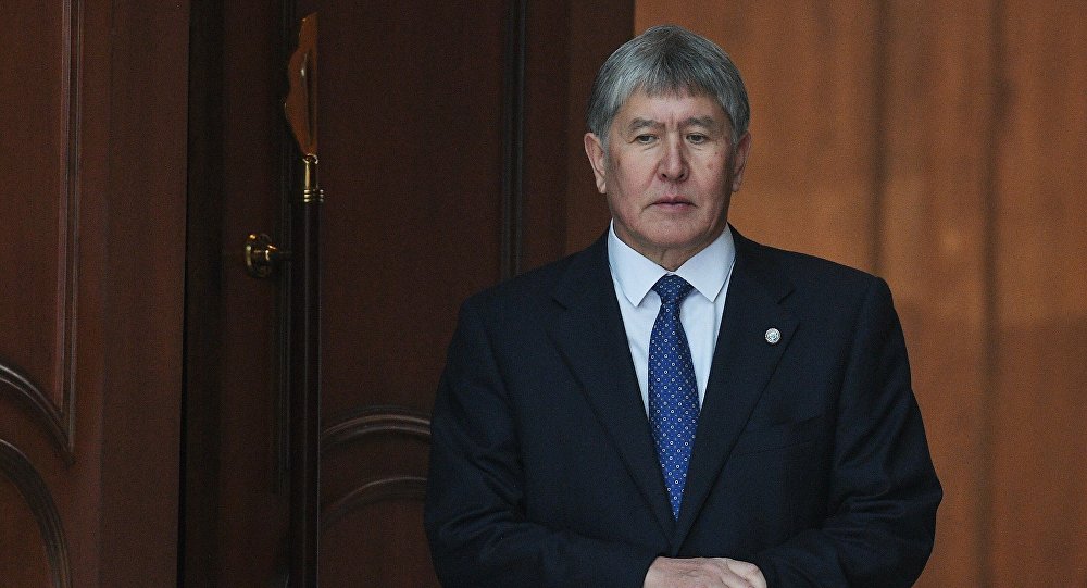 Архивное фото президента Кыргызстана Алмазбека Атамбаева