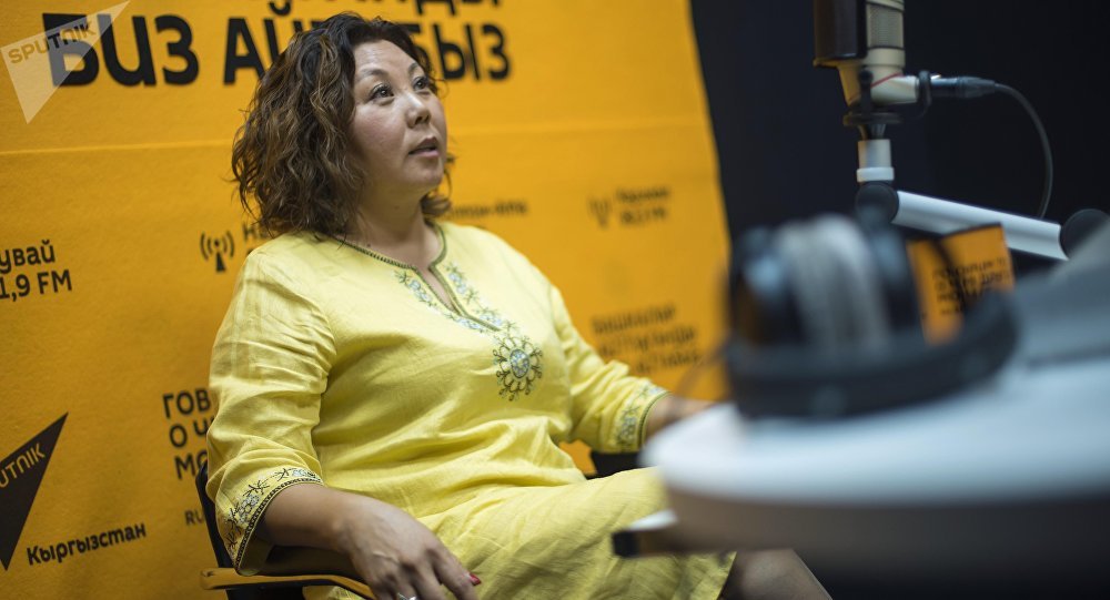 Специалист по питанию программы ЮНИСЕФ Дамира Абакирова во время интервью Sputnik Кыргызстан