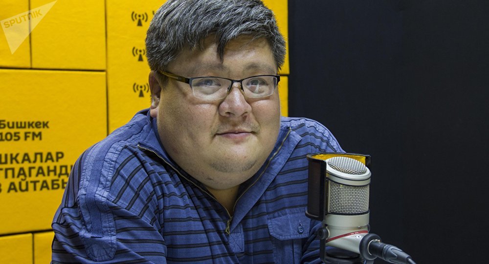 Директор компании Дыйкан плюс Улар Омор Эшбото во время интервью на радио Sputnik Кыргызстан