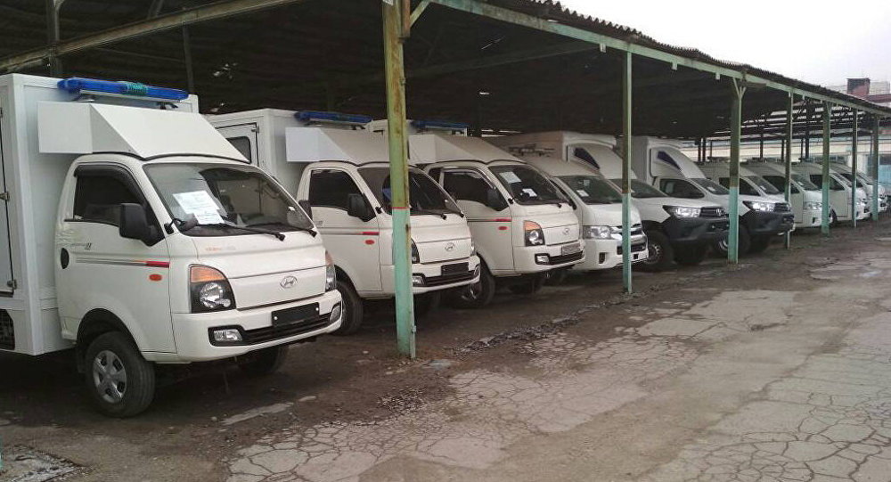 Прибыло 15 автомашин скорой медицинской помощи в Бишкек и Ош