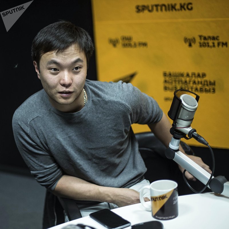 Молодой предприниматель из Бишкека Борис Пак во время интервью на радио Sputnik Кыргызстан