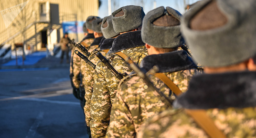 Военнослужащие Кыргызстана на службе. Архивное фото