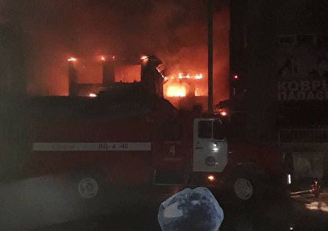 Крупный пожар на Ошском рынке
