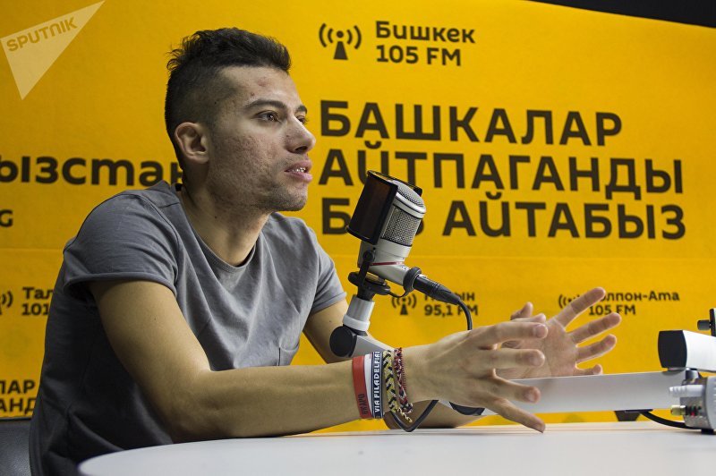 Путешественник из Москвы Риккардо Пессаросси во время интервью Sputnik Кыргызстан