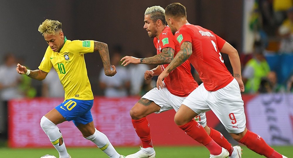 Бразилия жана Швейцария футболчуларынын беттеши тең чыгуу менен аяктады
