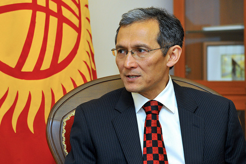 Премьер-министр Дж.Оторбаев принял Посла Республики Казахстан в Кыргызской Республике Б.Исабаева