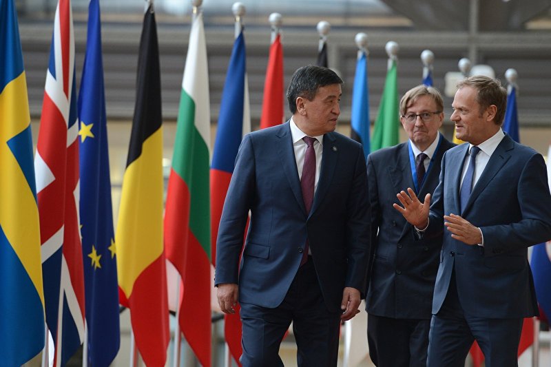 Президент КР Сооронбай Жээнбеков на встрече с Председателем Европейского Совета Дональдом Туском в Брюсселе