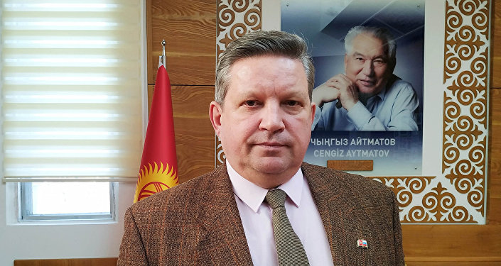 Руководитель представительства Россотрудничества в Кыргызстане Виктор Нефедов. Архивное фото