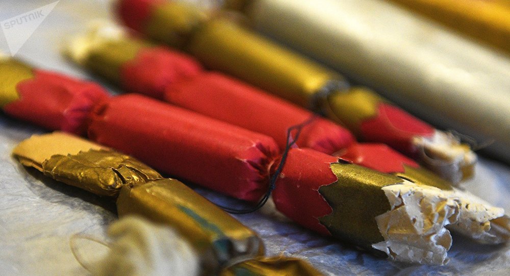 Бишкекским школьникам раздают наркотики в конфетах? Ответ ГУВД
