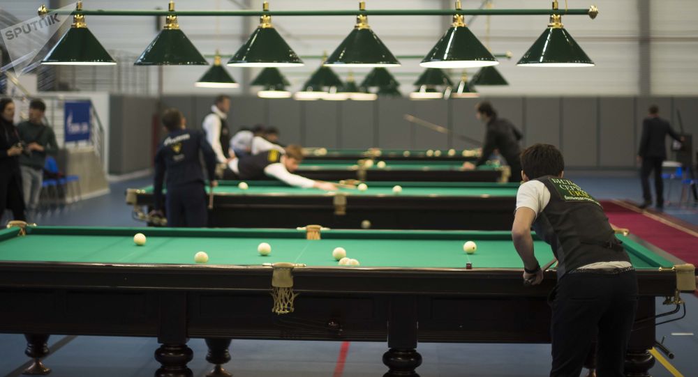 бильярд ош. ратбеков изат бильярд. бильярд киргизия. бильярд киргизия. школа бильярда бишкек.