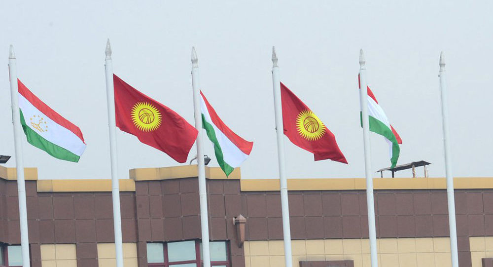 В Баткене начались переговоры глав ГКНБ Кыргызстана и Таджикистана