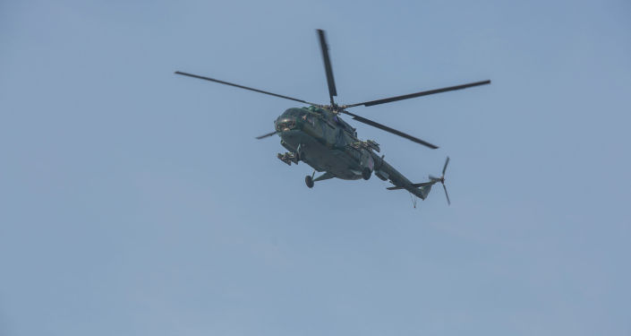 Летчики Генерального штаба Вооруженных сил Кыргызстана провели учебно-тренировочные полеты на вертолетах Ми-8 МТ
