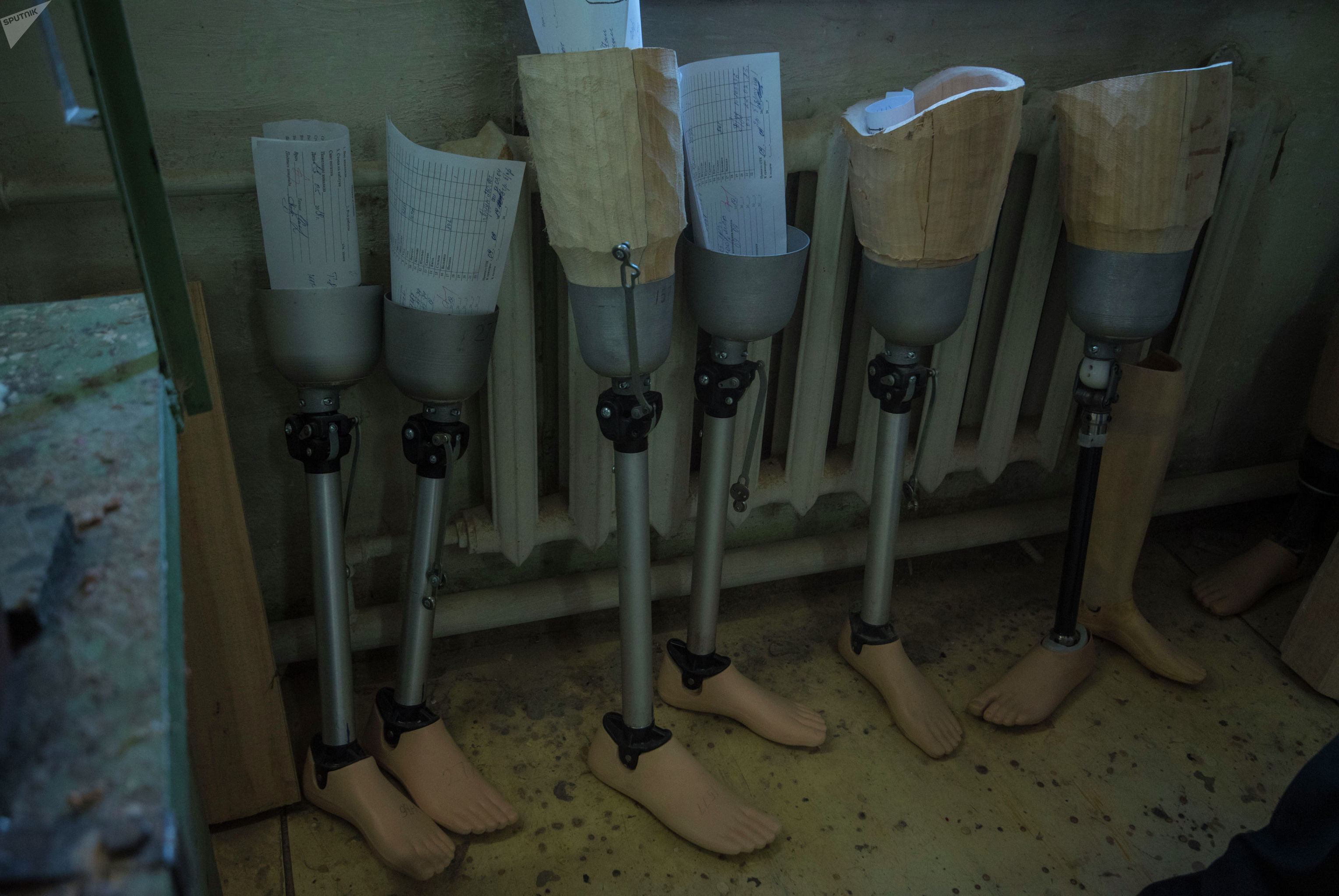 Протезы изготовленные сотрудниками центра протезно-ортопедических изделий в Бишкеке 