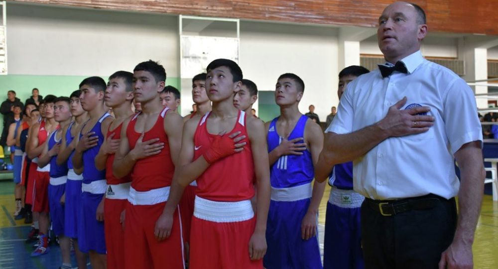 Кыргызстанда жаштар арасында бокс боюнча чемпионат башталды 