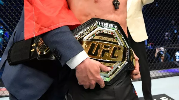 Пётр Ян стал чемпионом UFC в легчайшем весе - Sputnik Кыргызстан