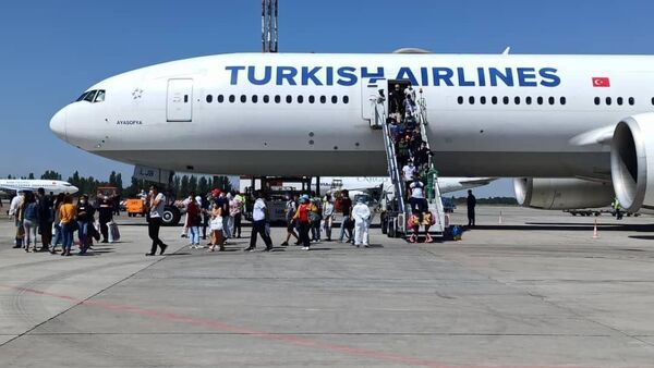 В Бишкек прибыл рейс из Турции - Sputnik Кыргызстан