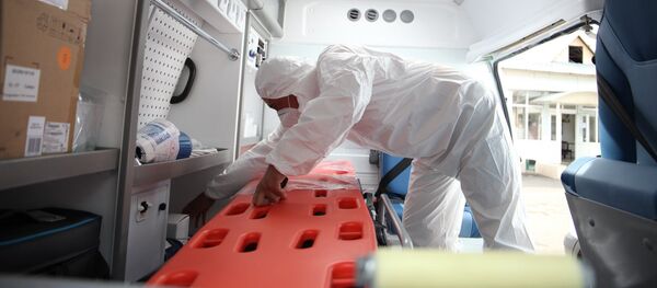 Вручение 3 машин скорой помощи для сотрудников города Ош - Sputnik Кыргызстан